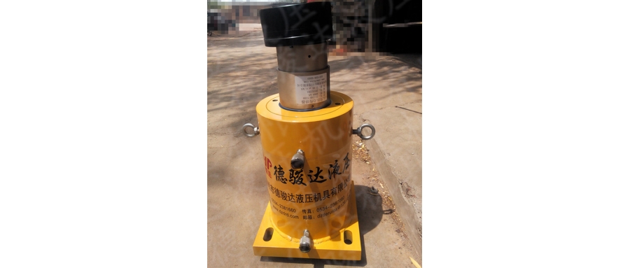液壓滑升模板由什么組成？
